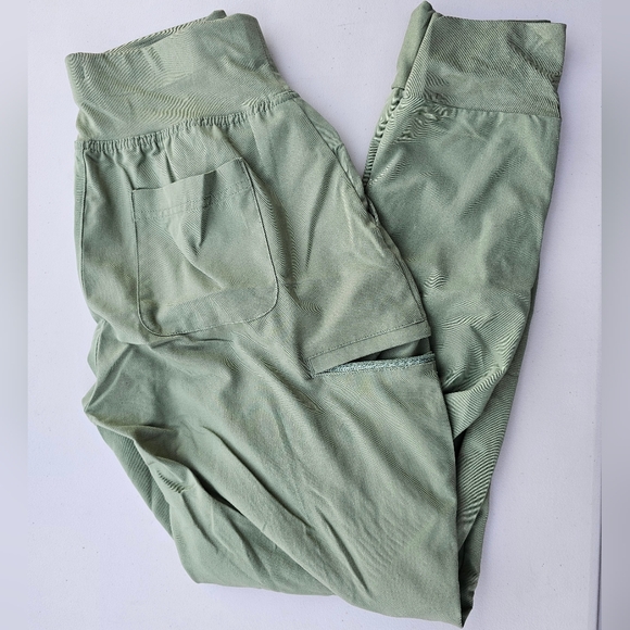 White Cross Sage Green Jogger Scrub Pants In Size XS - Picture 1 of 6